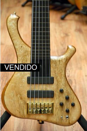 Marleaux Consat Fretless Edition 6 Custom Marleaux Consat Fretless Edition 6 Custom